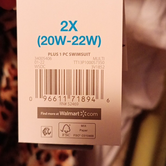 Women's bathing suit - Picture 6 of 6